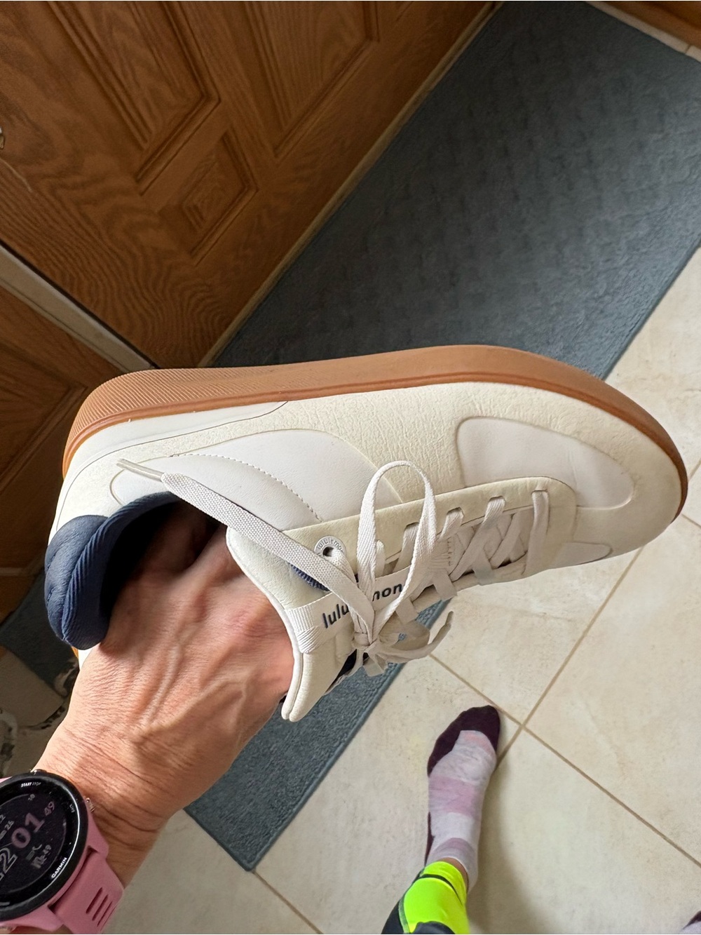 lululemon athletica city verse White Sneakers —wore once! Like NWOT - Picture 1 of 6